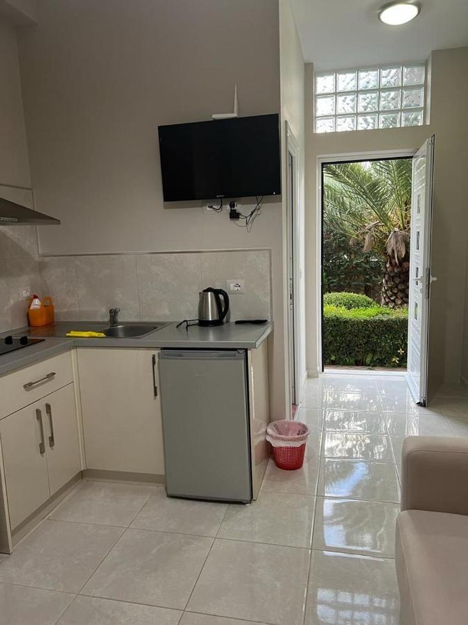Vila Mateo Sarande Bagian luar foto