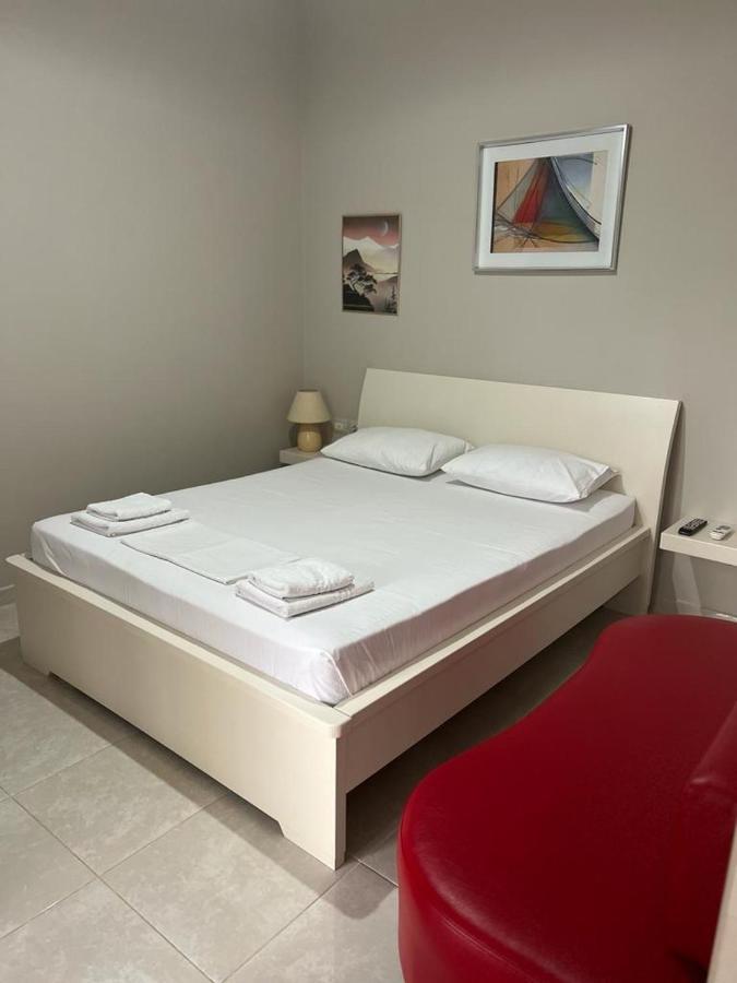 Vila Mateo Sarande Bagian luar foto
