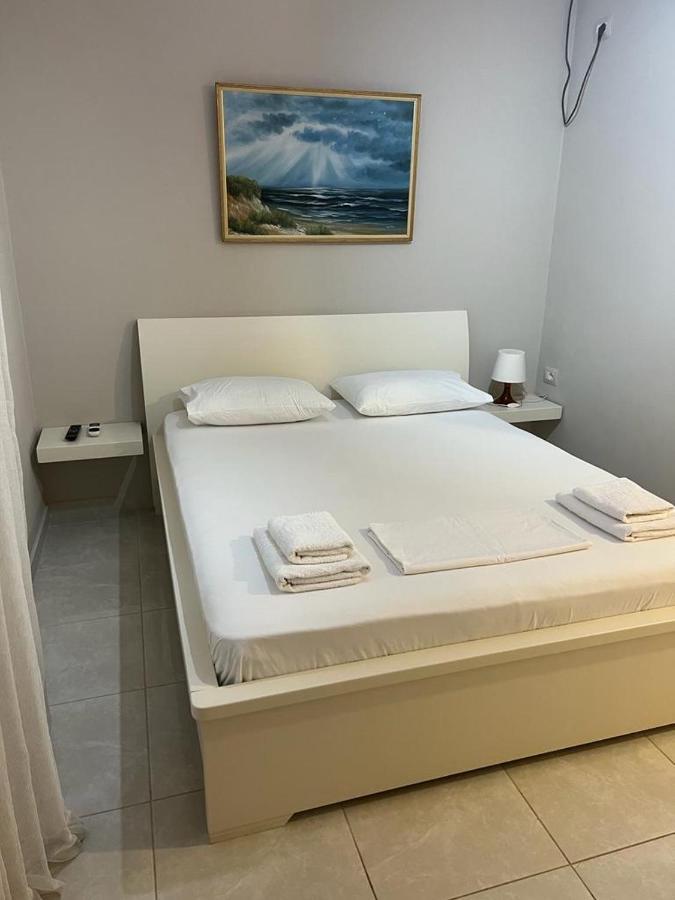 Vila Mateo Sarande Bagian luar foto