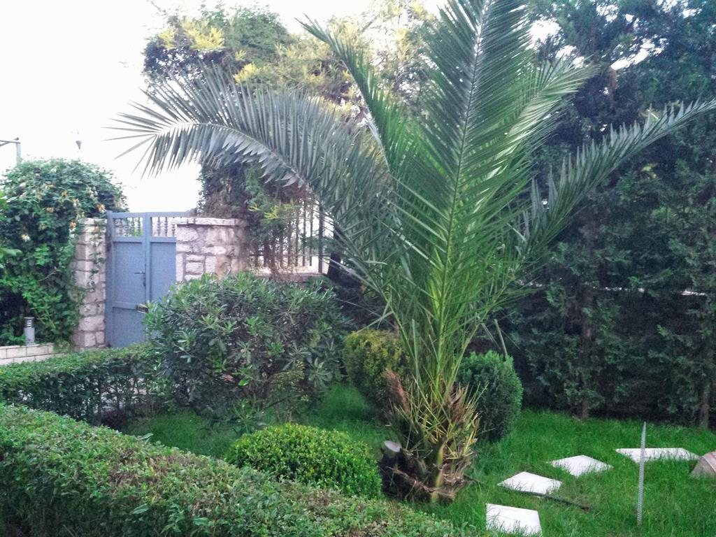 Vila Mateo Sarande Bagian luar foto