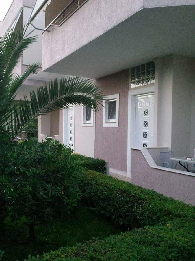 Vila Mateo Sarande Bagian luar foto